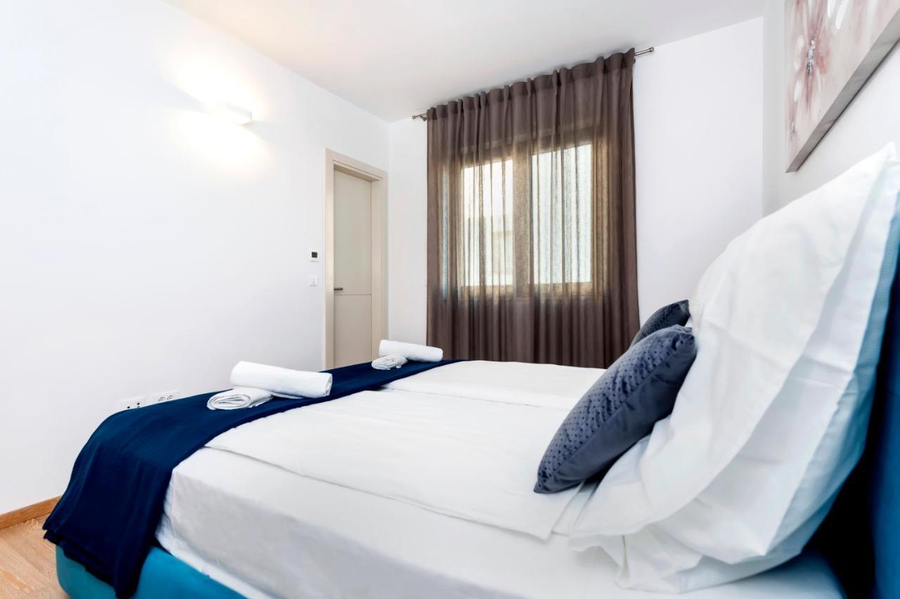 Sunny Day - With Parking Apartman Rovinj